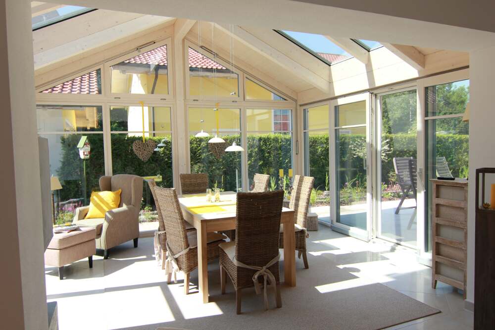 Wintergarten zum Wohnen mit Satteldach - Virgil Niedermayr Wintergärten
